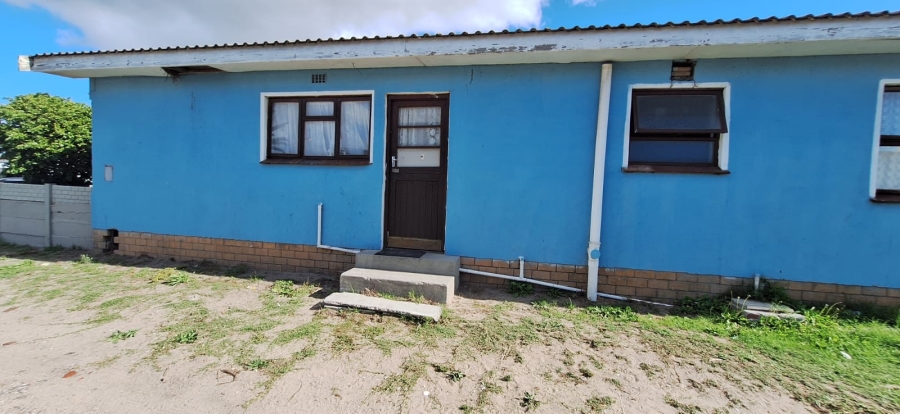 4 Bedroom Property for Sale in Grassy Park Western Cape
